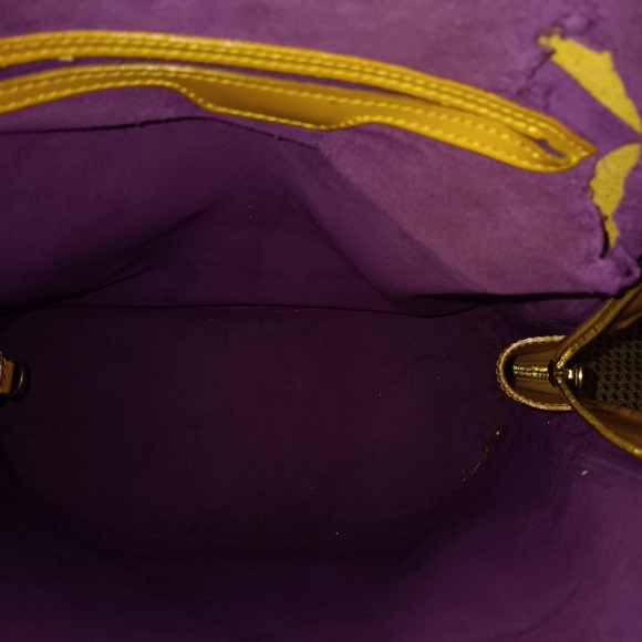 Louis Vuitton yellow epi leather backpack - Picture 5 of 8